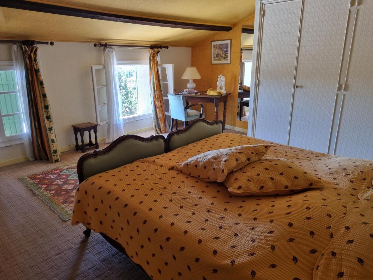 Les Conils - Gites Et Chambres D'Hotes Saint-Pierre-de-Vassols Zewnętrze zdjęcie