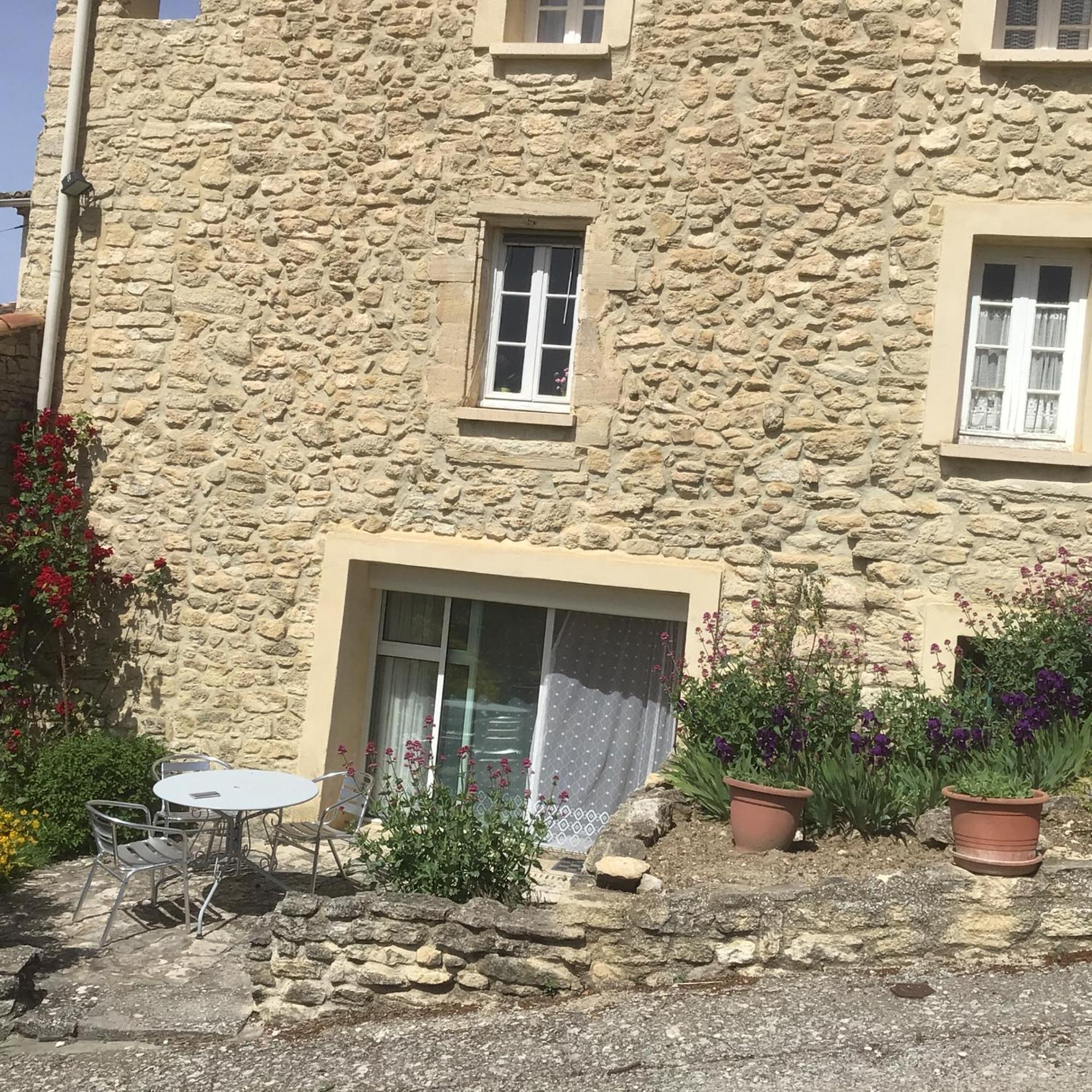 Les Conils - Gites Et Chambres D'Hotes Saint-Pierre-de-Vassols Zewnętrze zdjęcie